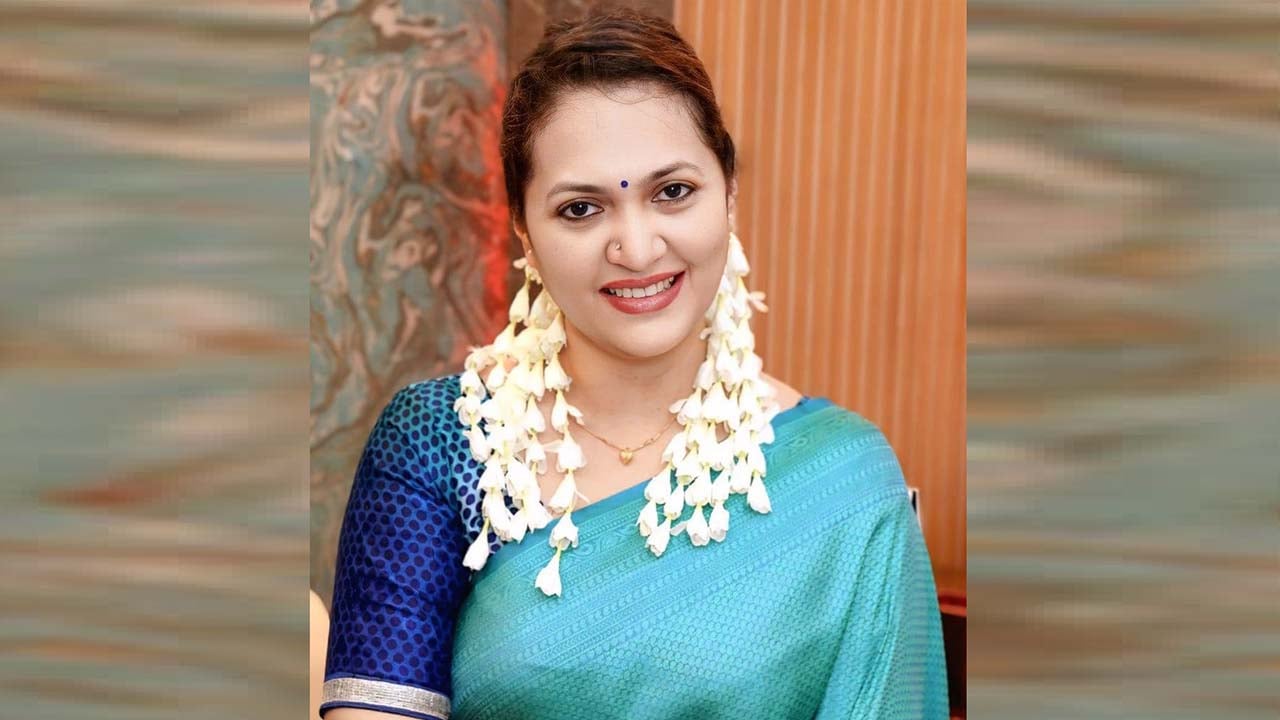 অনুদান কমিটিতে মুক্তি