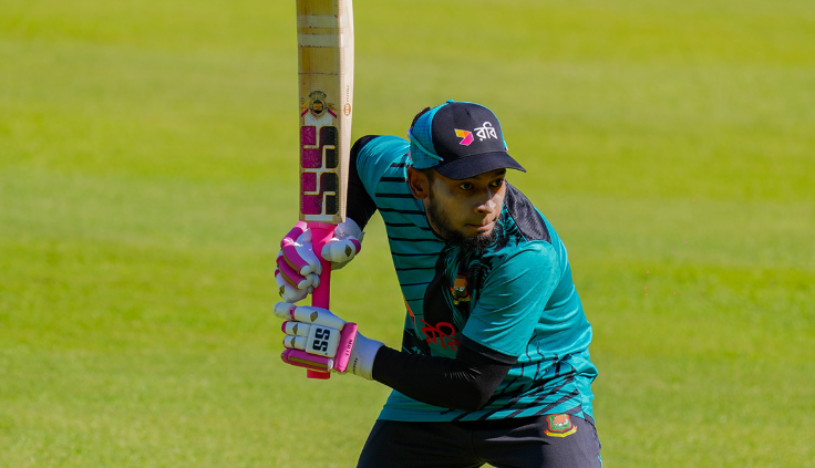 আবেগ সরিয়ে অনুশীলনে মগ্ন মুশফিক