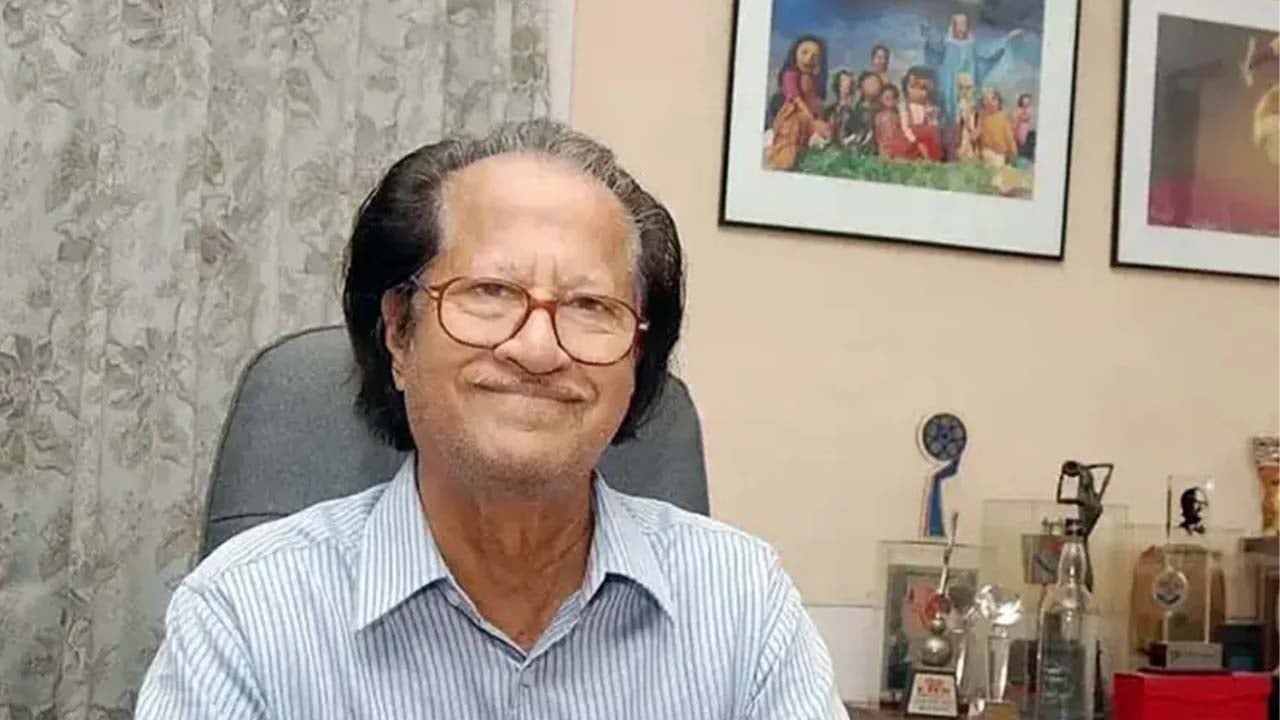 কেন্দ্রীয় শহীদ মিনারে শ্রদ্ধা নিবেদন, বনানী কবরস্থানে দাফন