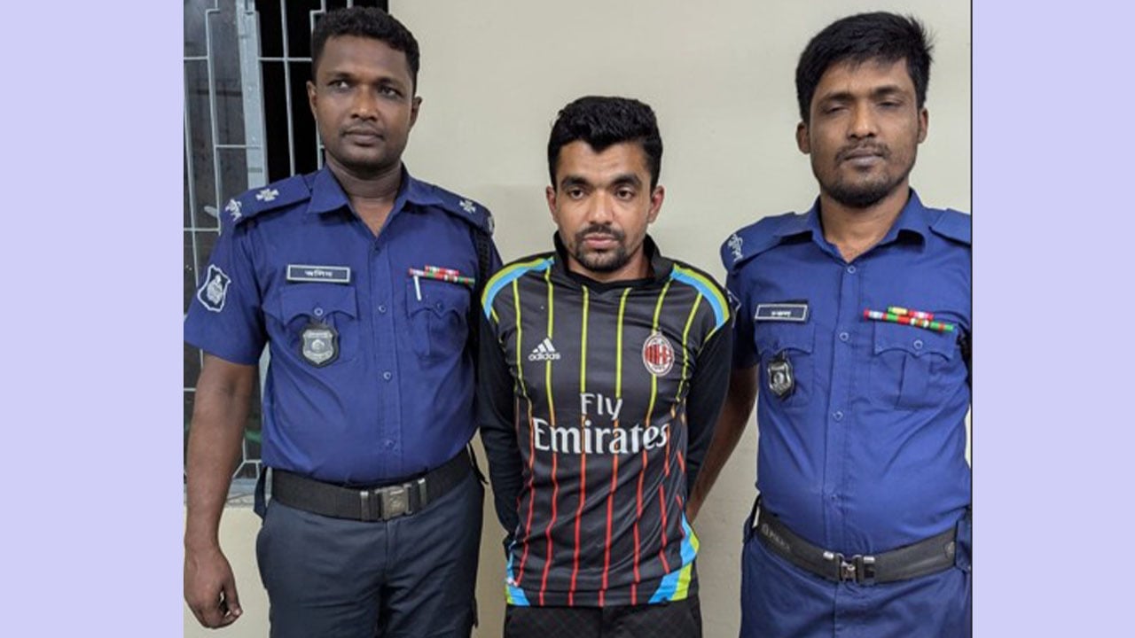 ঝিকরগাছায় বিদেশি পিস্তলসহ আটক ১