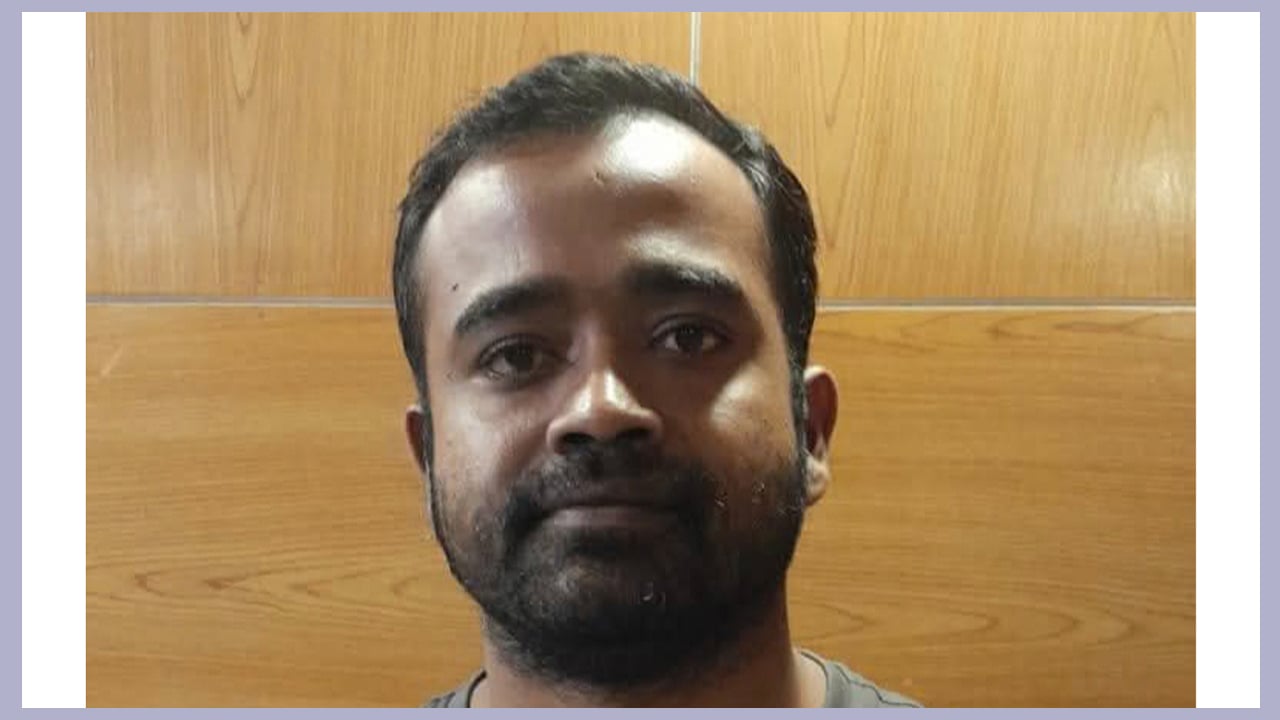 নিষিদ্ধ ছাত্রলীগের সাবেক সহ-সভাপতি মাদারীপুরে গ্রেপ্তার