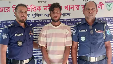 দেনমোহরের টাকা চাওয়ায় বোনকে হত্যা, সিলেট থেকে গ্রেপ্তার ভাই