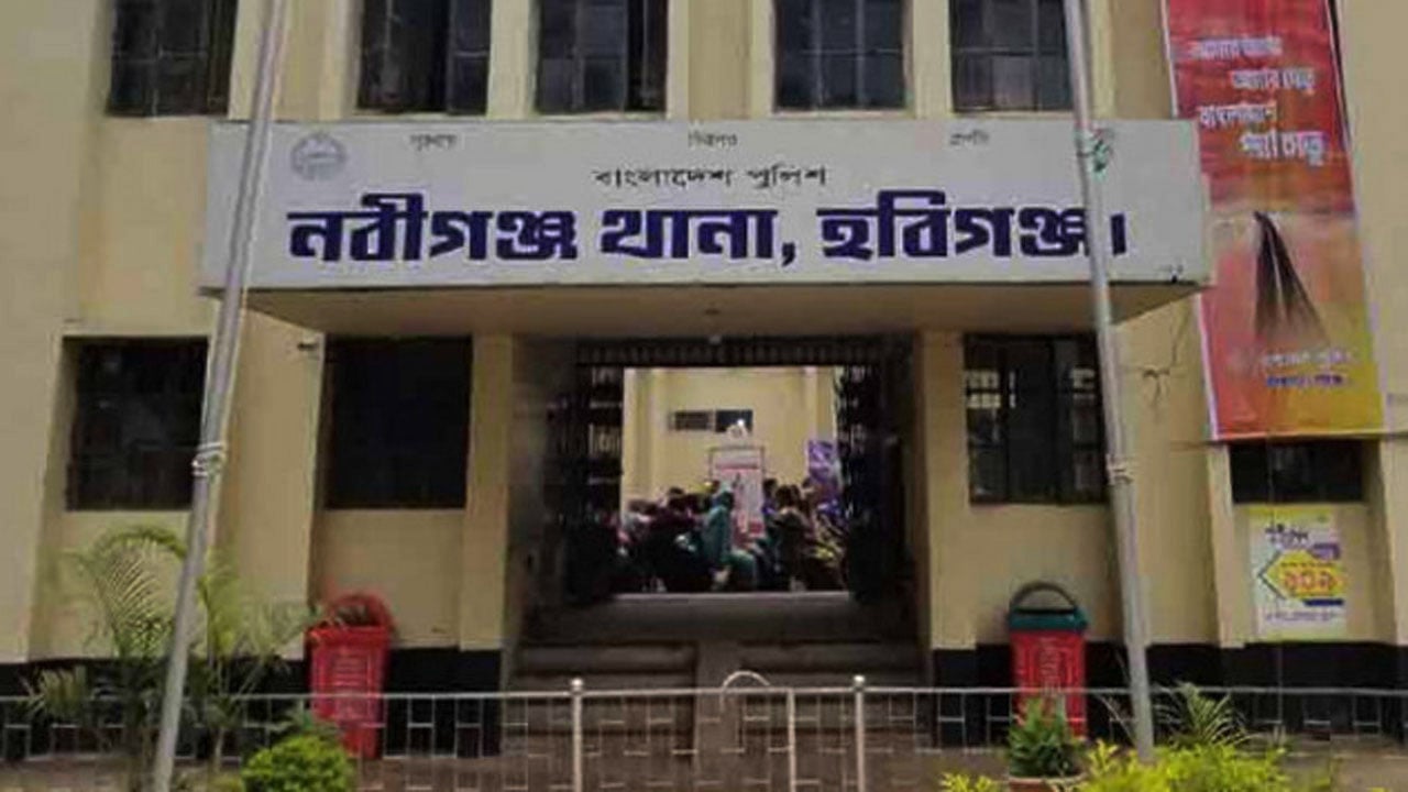 বসতঘর থেকে নারীর হাত-পা বাঁধা লাশ উদ্ধার