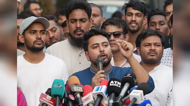 ভারতের সঙ্গে গোপন আঁতাত করছে সরকার: নাহিদ ইসলাম