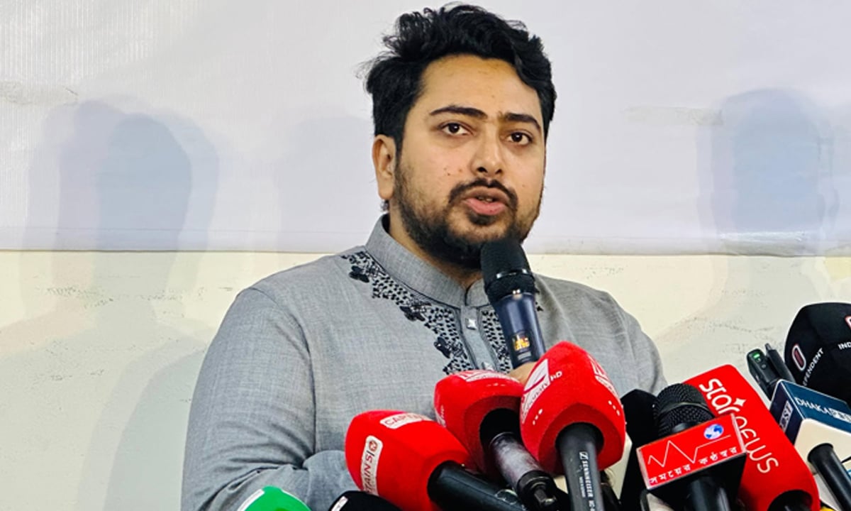 আইনশৃঙ্খলার উন্নতিতে স্বরাষ্ট্রমন্ত্রীর তৎপরতা নেই: নাহিদ ইসলাম