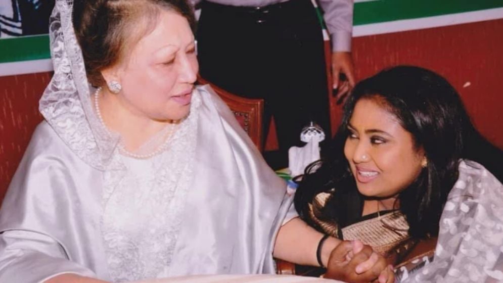 খালেদা জিয়ার মৃত্যুতে শোক জানিয়ে যা বললেন বেবী নাজনী‌ন