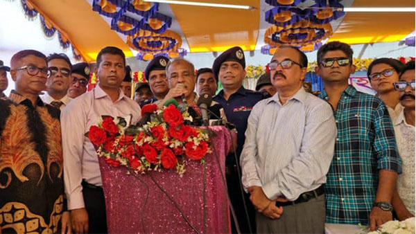 বাংলাদেশের মতো সাম্প্রদায়িক সম্প্রীতি কোথাও নেই: স্বরাষ্ট্র উপদেষ্টা