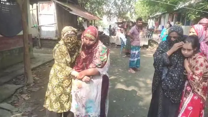 নড়াইলে মাদক সেবনের প্রতিবাদ করায় ছুরিকাঘাতে ভ্যানচালককে হত্যা