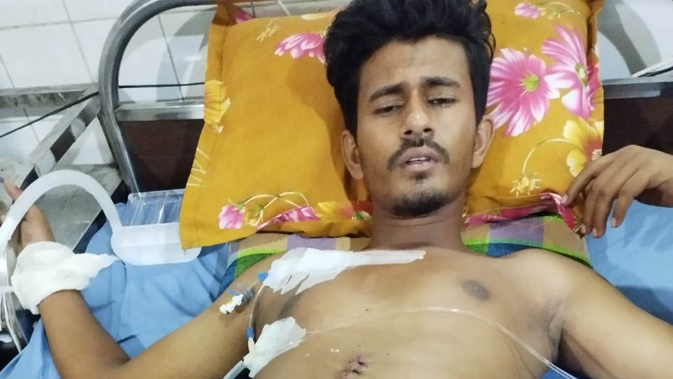 বৈষম্যবিরোধী আন্দোলনে আহত মাঈন জীবন মৃত্যুর সন্ধিক্ষণে