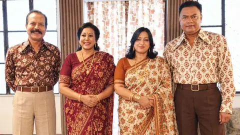 পারিবারিক গল্পের নাটকে সায়েম সামাদ, বড়দা মিঠু, রুমা ও মৌ শিখা