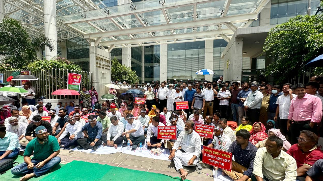 এনবিআরে শাটডাউন কর্মসূচি প্রত্যাহার