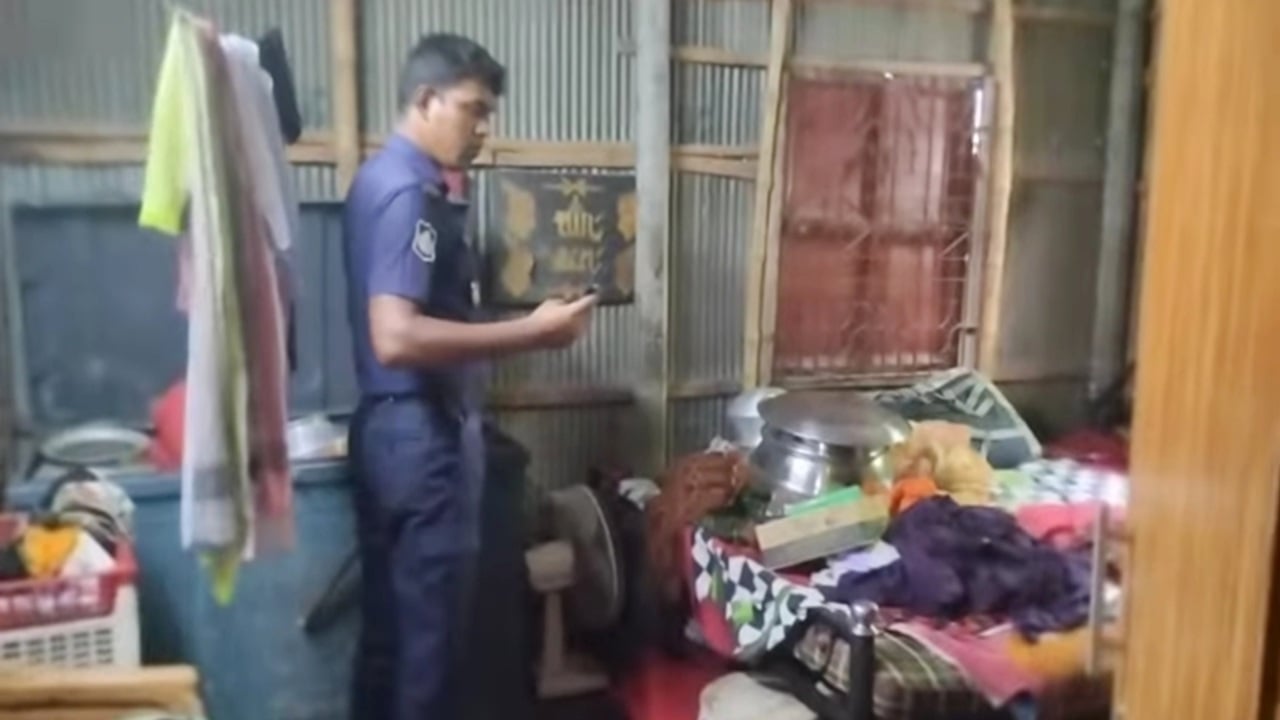 ঈশ্বরদীতে দুর্ধর্ষ চুরি, ৯ লাখ টাকার মালামাল লুট