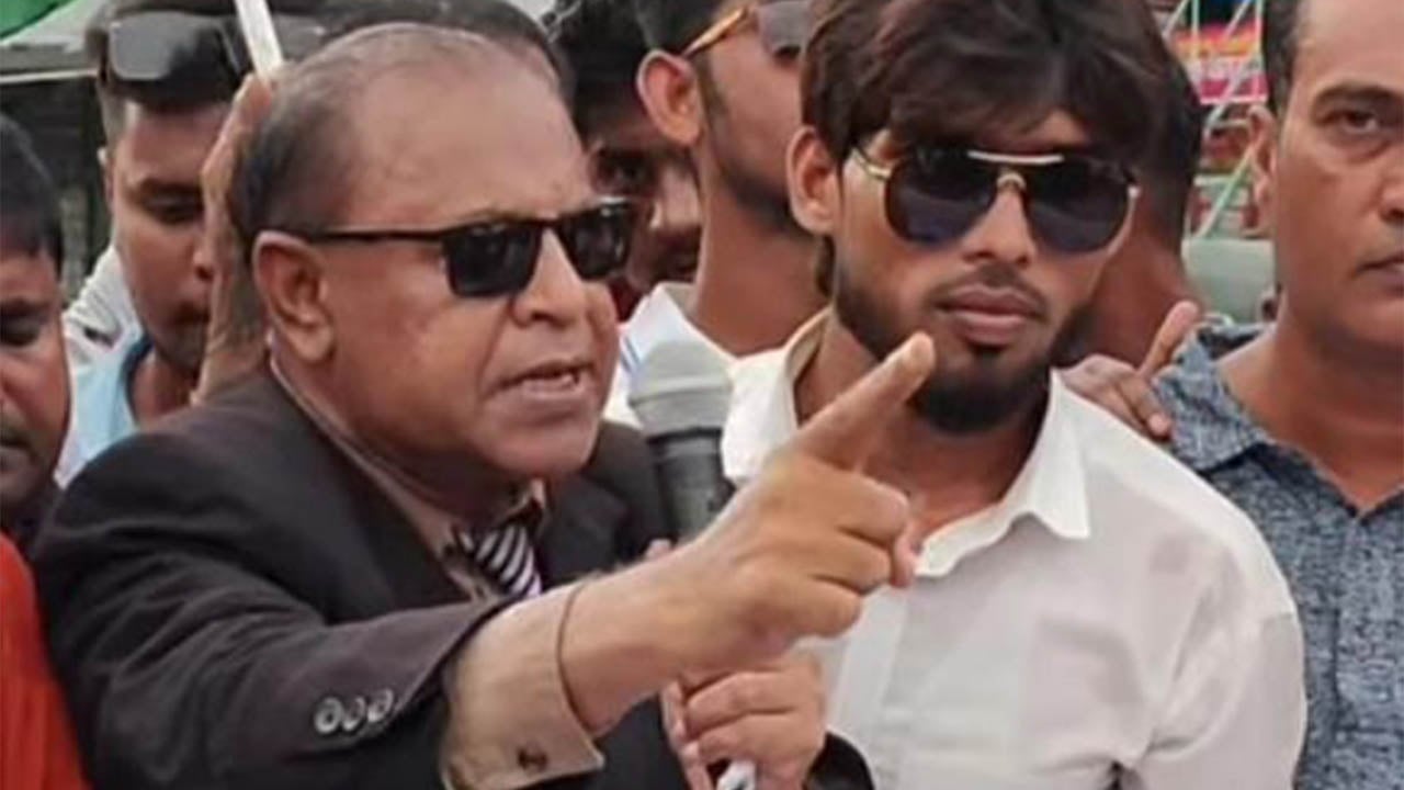 যারা বিএনপি করেন, সিজদা করতে হবে তার পায়ে: টাইগার