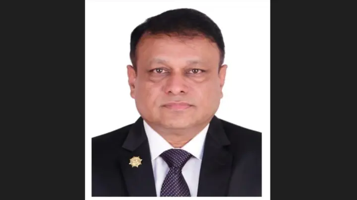 সাবেক এসএসএফ ডিজি মজিবুরের বিরুদ্ধে দুদকের দুই মামলা, আসামি হচ্ছেন স্ত্রীও