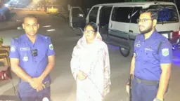 ভারতে যাওয়ার পথে যুব মহিলা লীগ নেত্রী আটক