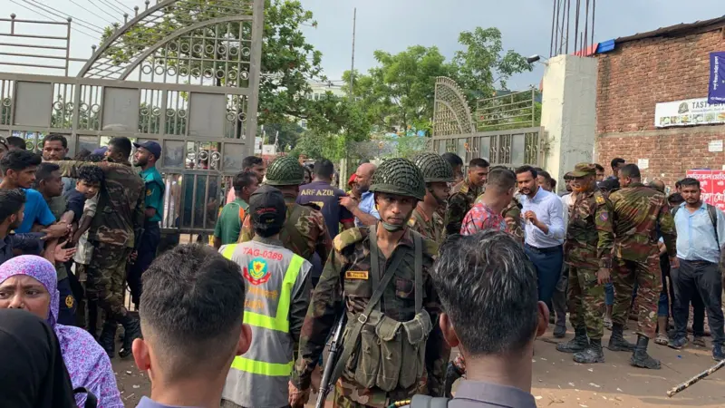 নিখোঁজ শিক্ষার্থীদের বিষয়ে জরুরি যোগাযোগের নম্বর