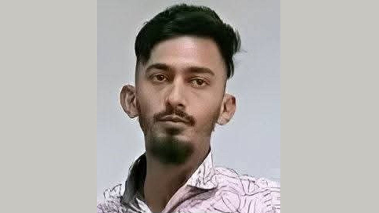 রূপসায় যুবককে কুপিয়ে হত্যা, এলাকায় আতঙ্ক