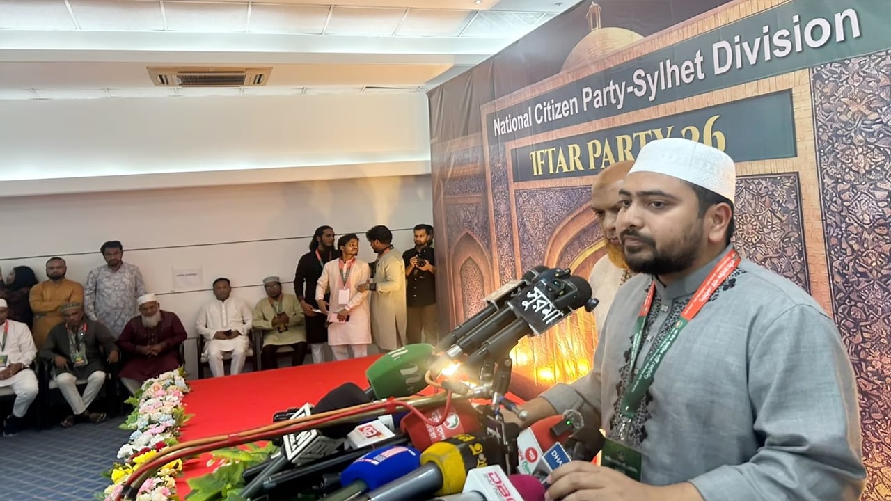 বিভিন্ন দপ্তর দলীয়করণে জবাব চাইব সংসদে : নাহিদ ইসলাম