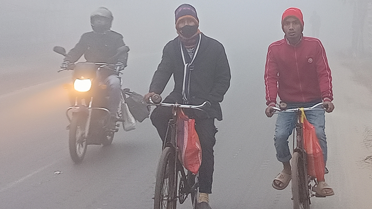 শীতে কাঁপছে সৈয়দপুর