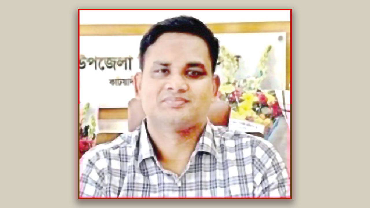 নৌকায় ভোট চাওয়া মাইদুল এখন রিটার্নিং অফিসার