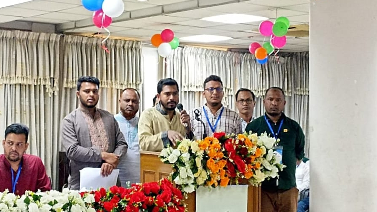অনেকে প্রতিদ্বন্দ্বী হিসেবে আওয়ামী লীগকে চায়: নুরুল হক নুর