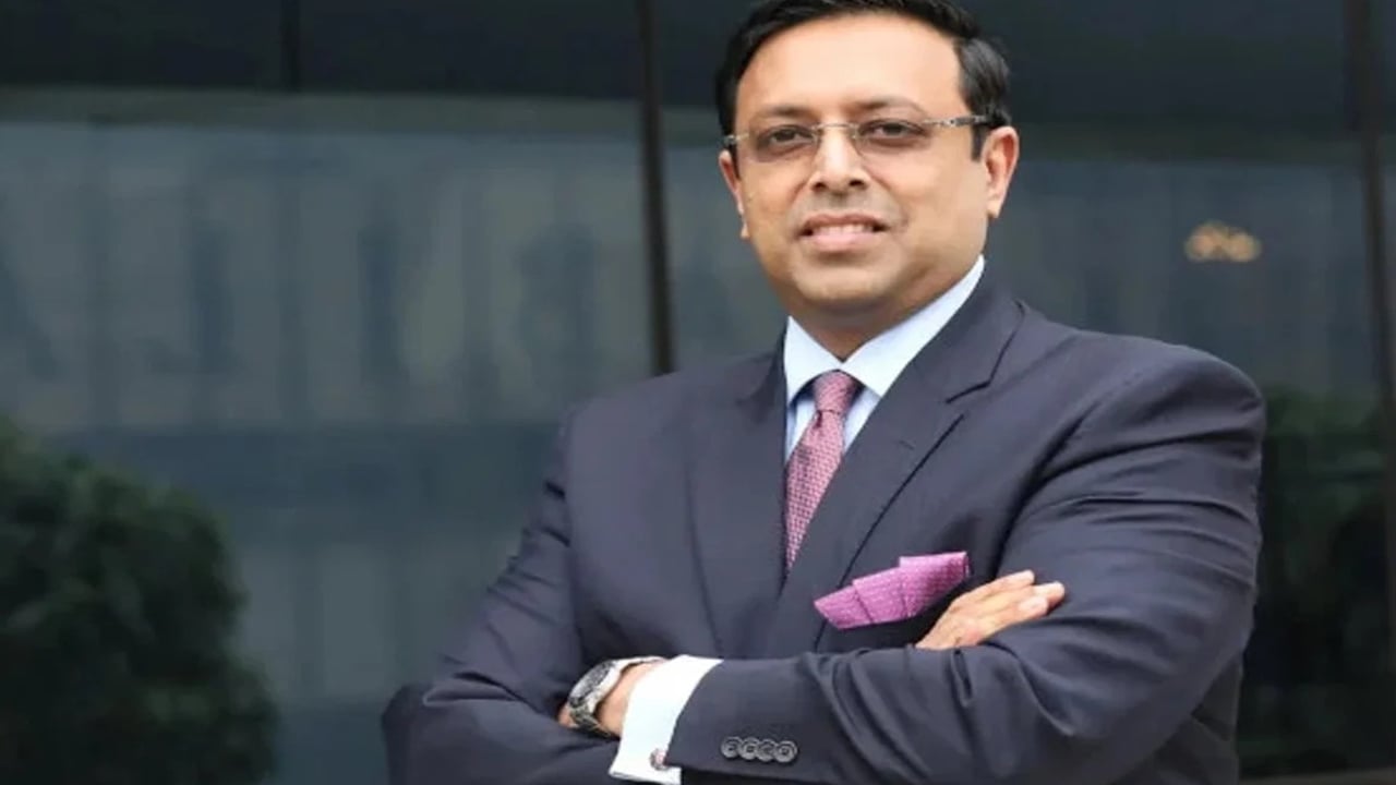 স্ট্যান্ডার্ড চার্টার্ড বাংলাদেশের সিইও নাসের এজাজ বিজয়ের পদত্যাগ