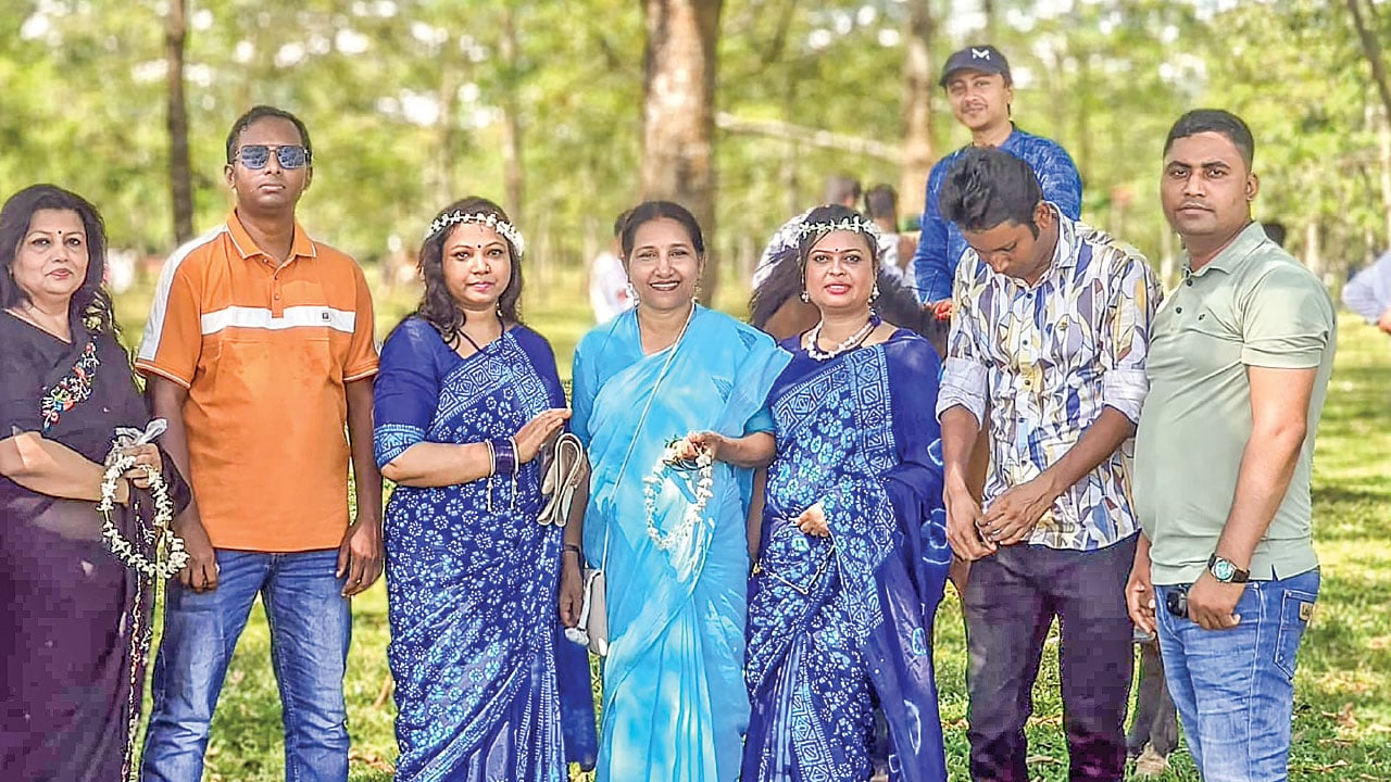 নৈসর্গিক সৌন্দর্যে