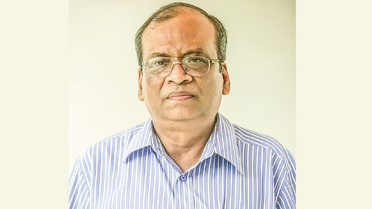 নিয়ম ভেঙে নিয়োগ দেওয়া হয় ডা. আবদুল্লাহকে