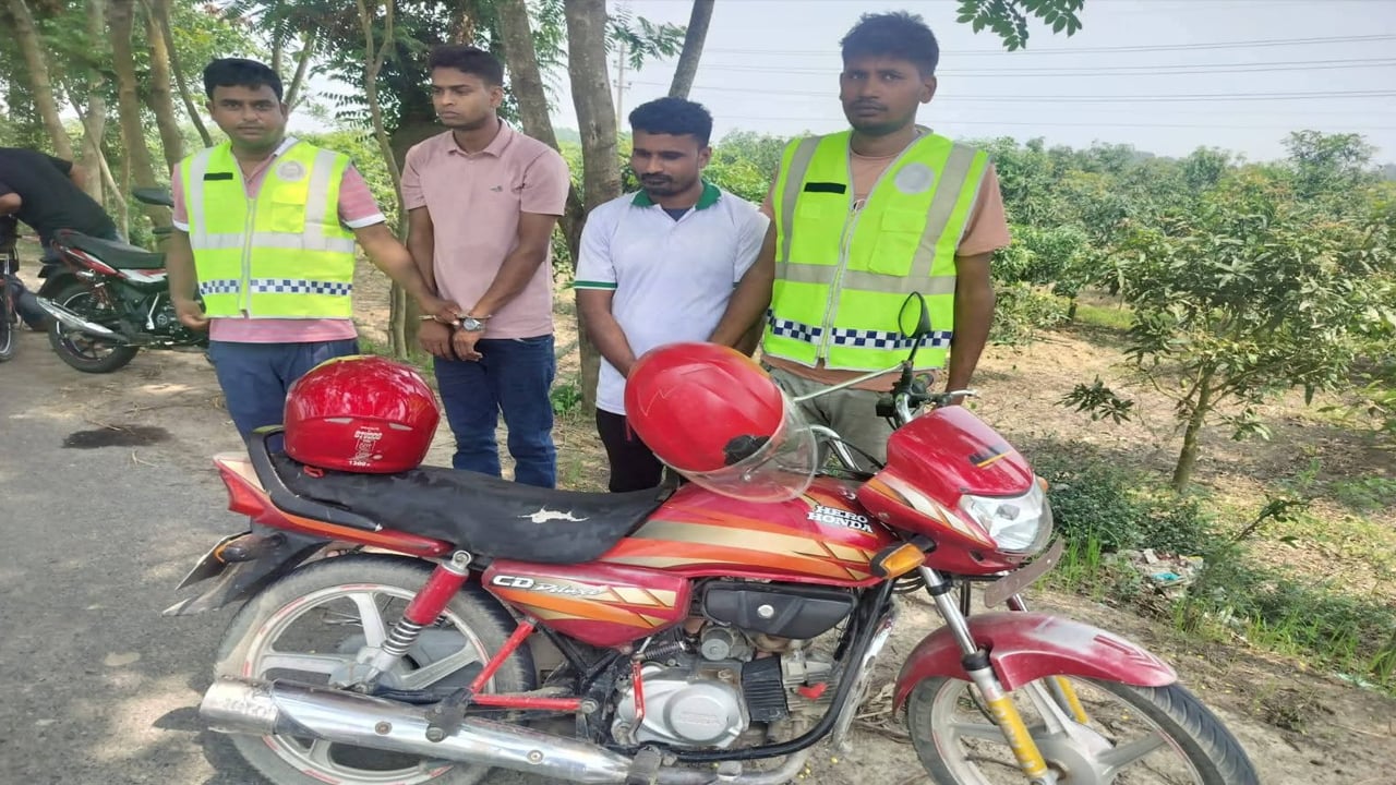 হেরোইনসহ ২ মাদক কারবারি আটক