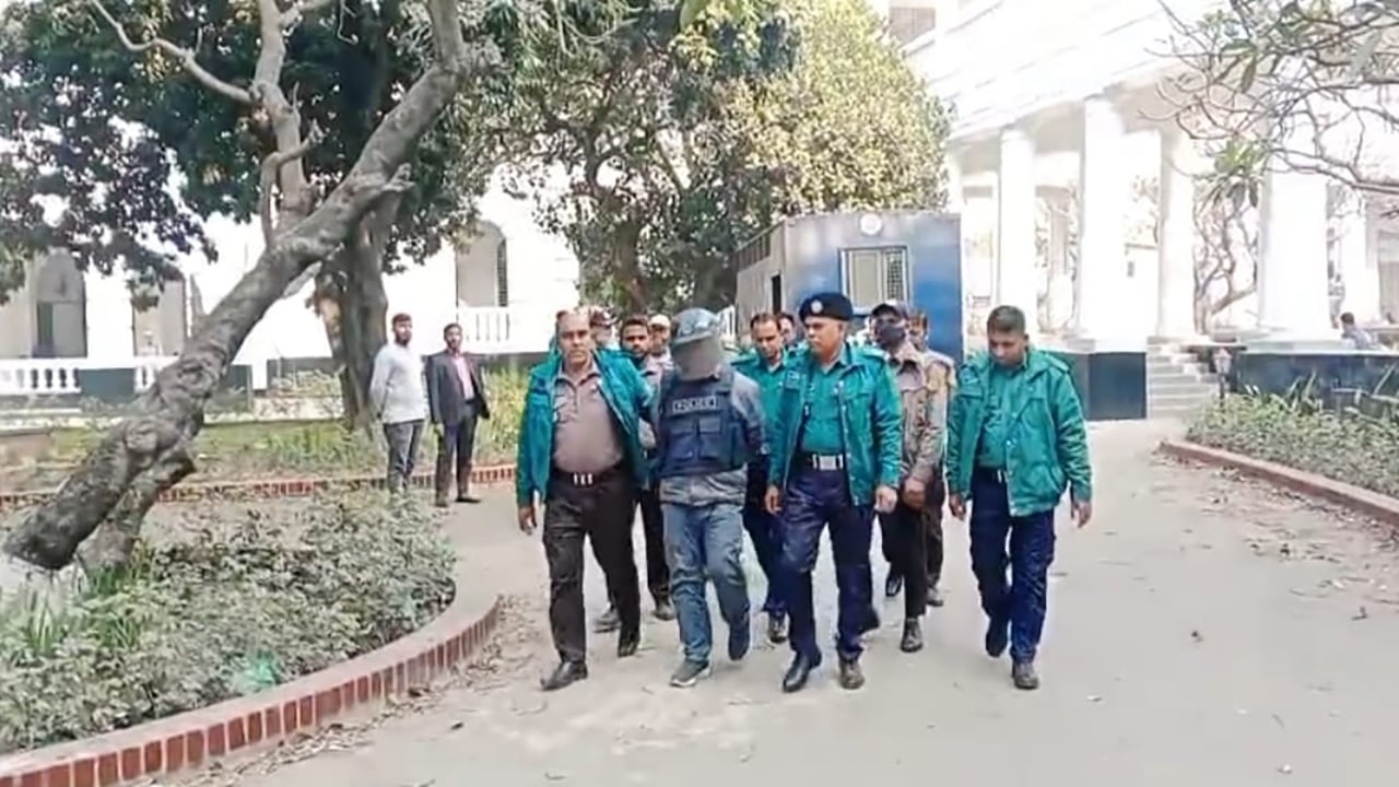 ওসি আরশাদসহ চার আসামি ট্রাইব্যুনালে