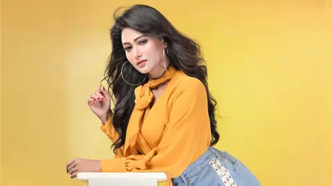 পরিচালকের অপেশাদার আচরণ, সিনেমা ছাড়লেন নায়িকা অধরা