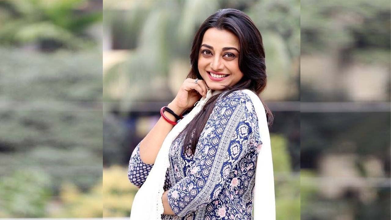 গার্মেন্টসকর্মী চরিত্রে নাজিয়া হক অর্ষা