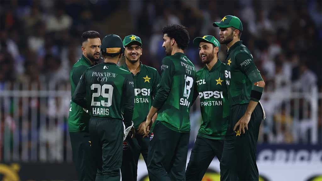 বিশ্বকাপের আগে পাকিস্তানে ত্রিদেশীয় সিরিজ
