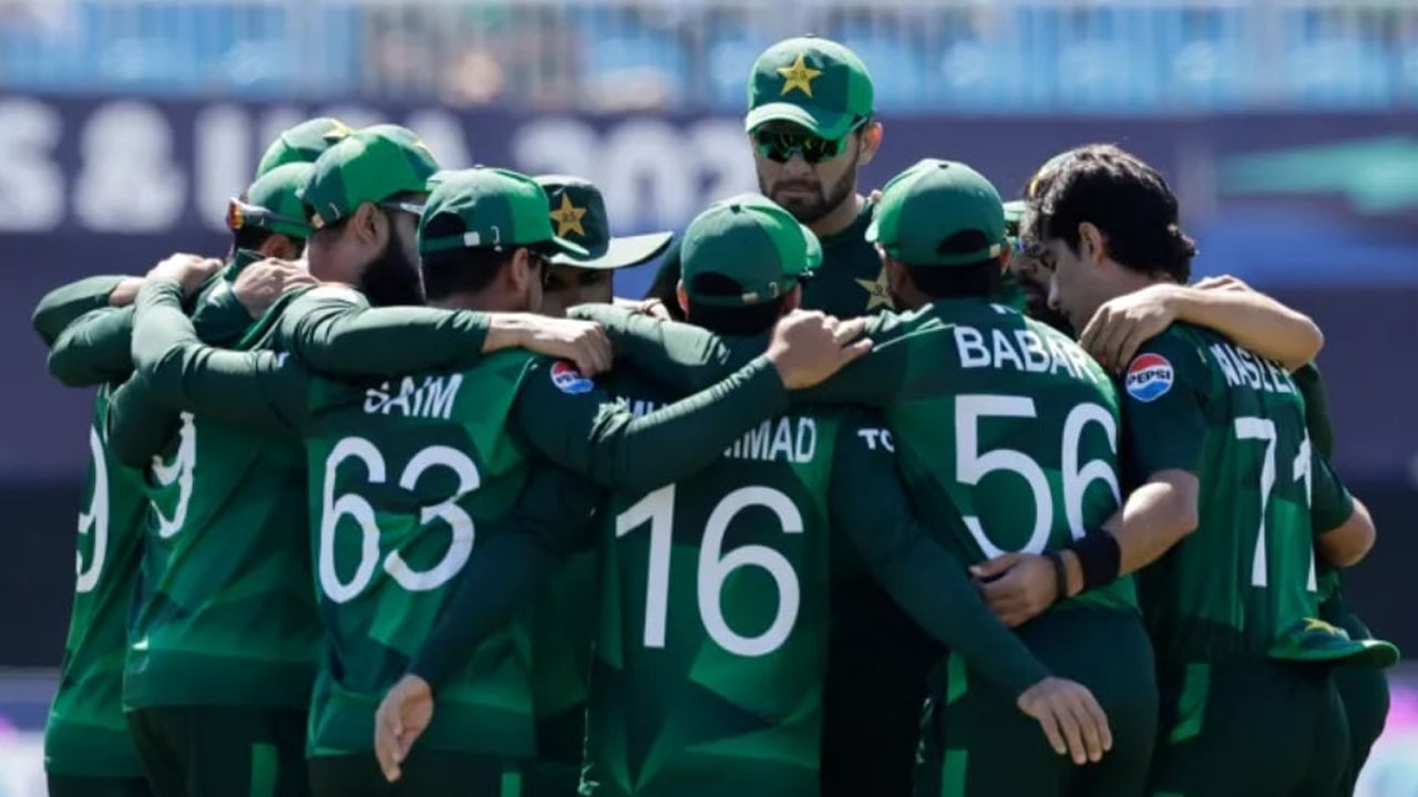 পাকিস্তানের দল নির্বাচনে রাজনৈতিক বিবেচনা-তদবির