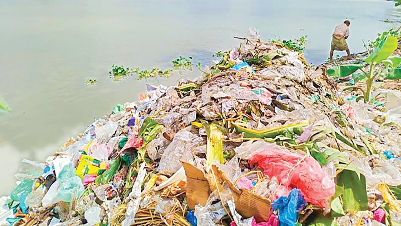 পলিথিন নিয়ন্ত্রণে দরকার উচ্চ শুল্কহার