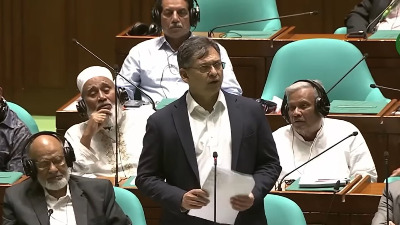 ‘গুজব ঠেকাতে’ সংশোধন করা হচ্ছে সাইবার সুরক্ষা আইন