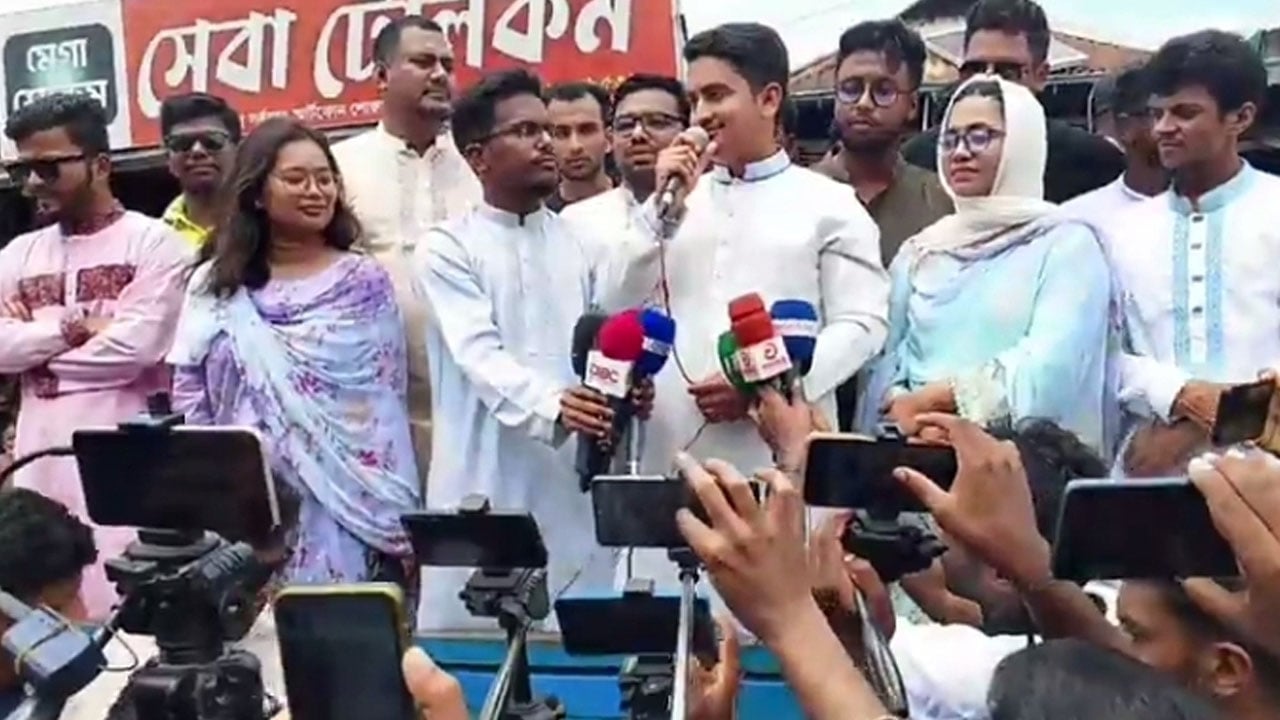 হাসিনা ভারতে যতদিন থাকবে সীমান্তে ততদিন সমস্যা হবে: সারজিস আলম