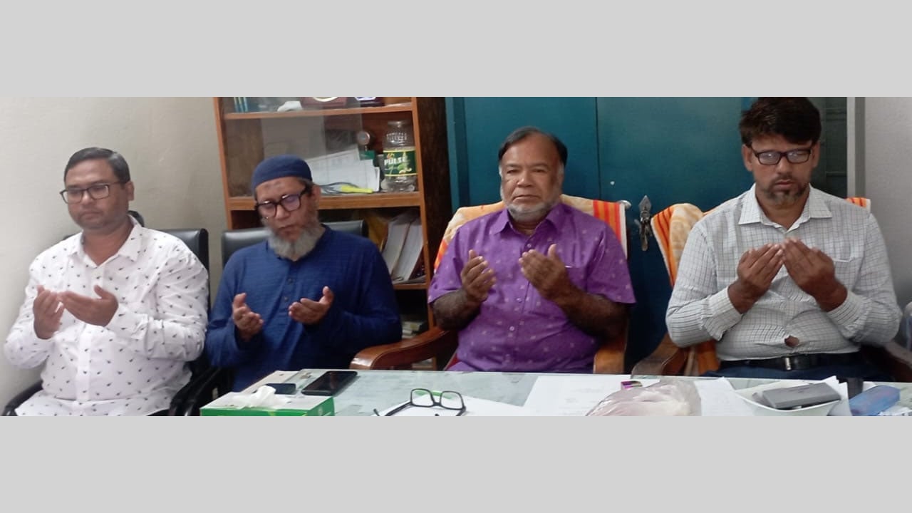 খুলনায় পাঠক মেলার দোয়া অনুষ্ঠান