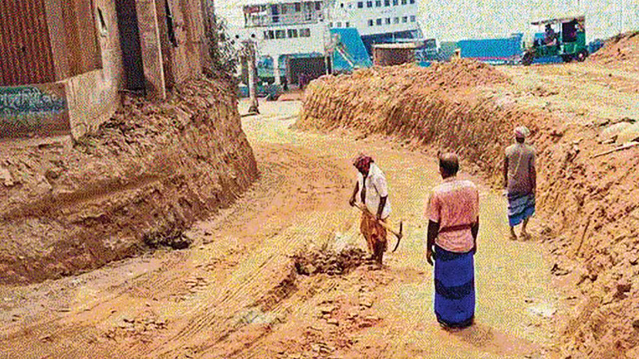 ঈদযাত্রায় আরিচা-পাটুরিয়া ফেরিঘাটে ভোগান্তির শঙ্কা