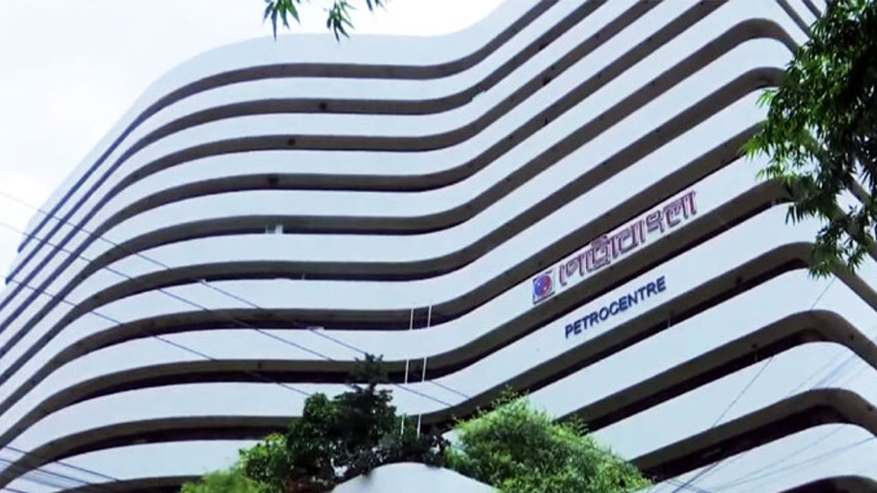 কমছে গ্যাসের উৎপাদন, তীব্র সংকটের আশঙ্কা