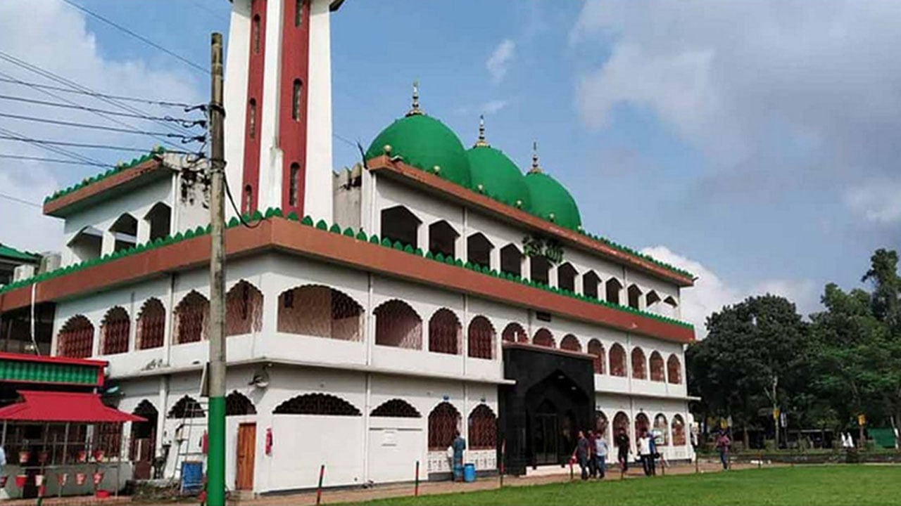 পাগলা মসজিদের দানের গরু কিনে মূল্য পরিশোধ করেননি, অভিযোগ বিএনপির নেতার বিরুদ্ধে