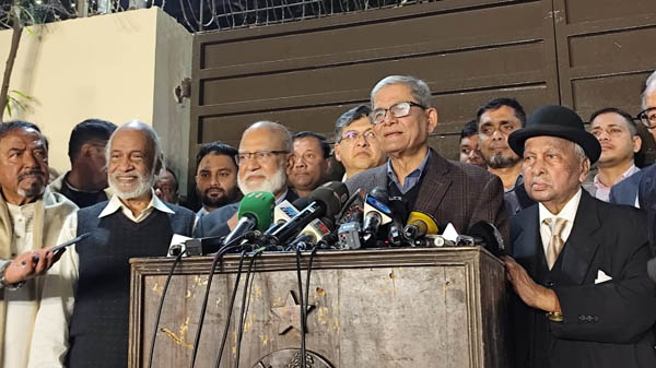 গণতন্ত্রের পক্ষে কাজ করার নির্দেশনা দিয়েছেন খালেদা জিয়া