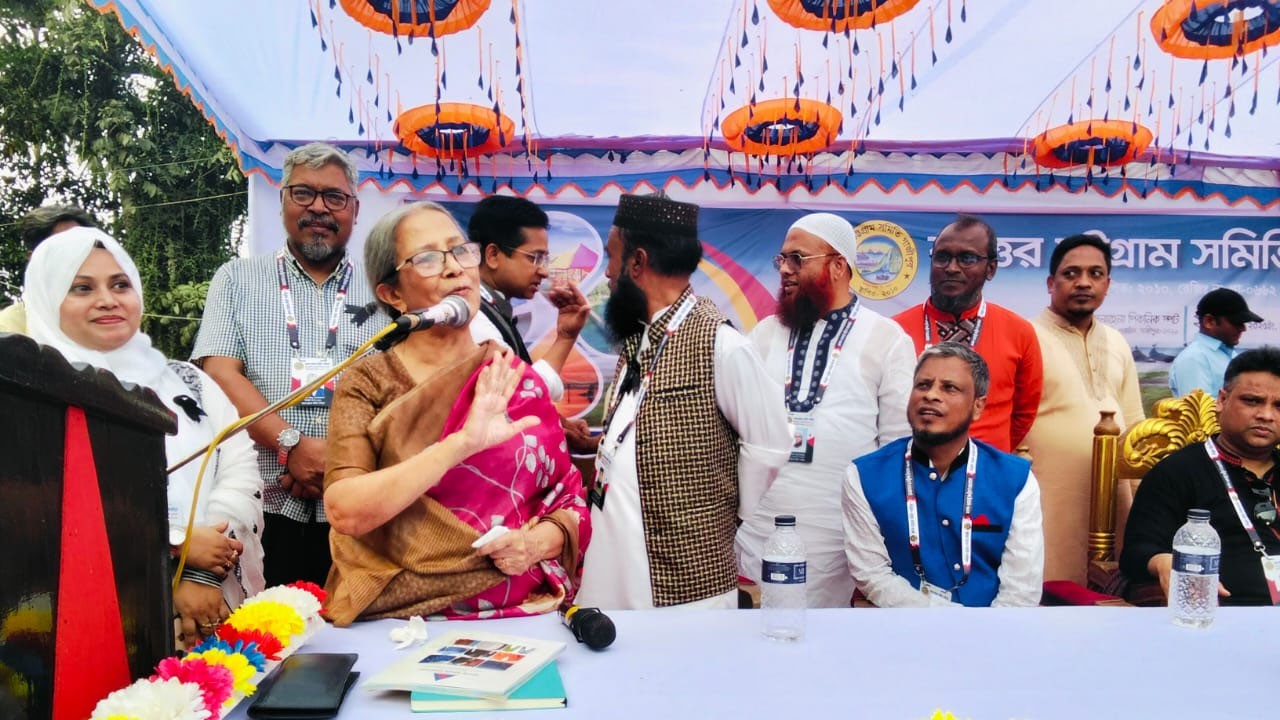 ক্ষমতা নিতে নয়, দায়িত্ব পালন করতে এসেছি: ফরিদা আখতার