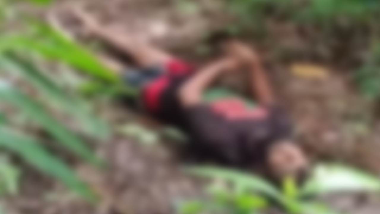 ফরিদগঞ্জে সুপারি বাগান থেকে ৩ সন্তানের জনকের লাশ উদ্ধার