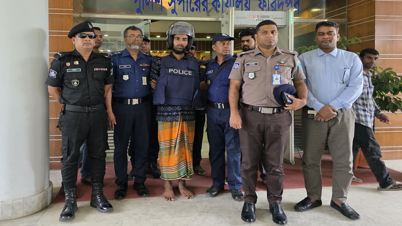 ফরিদপুরে আলোচিত হত্যাকাণ্ডের আসামি ১০ ঘণ্টা পর গ্রেপ্তার