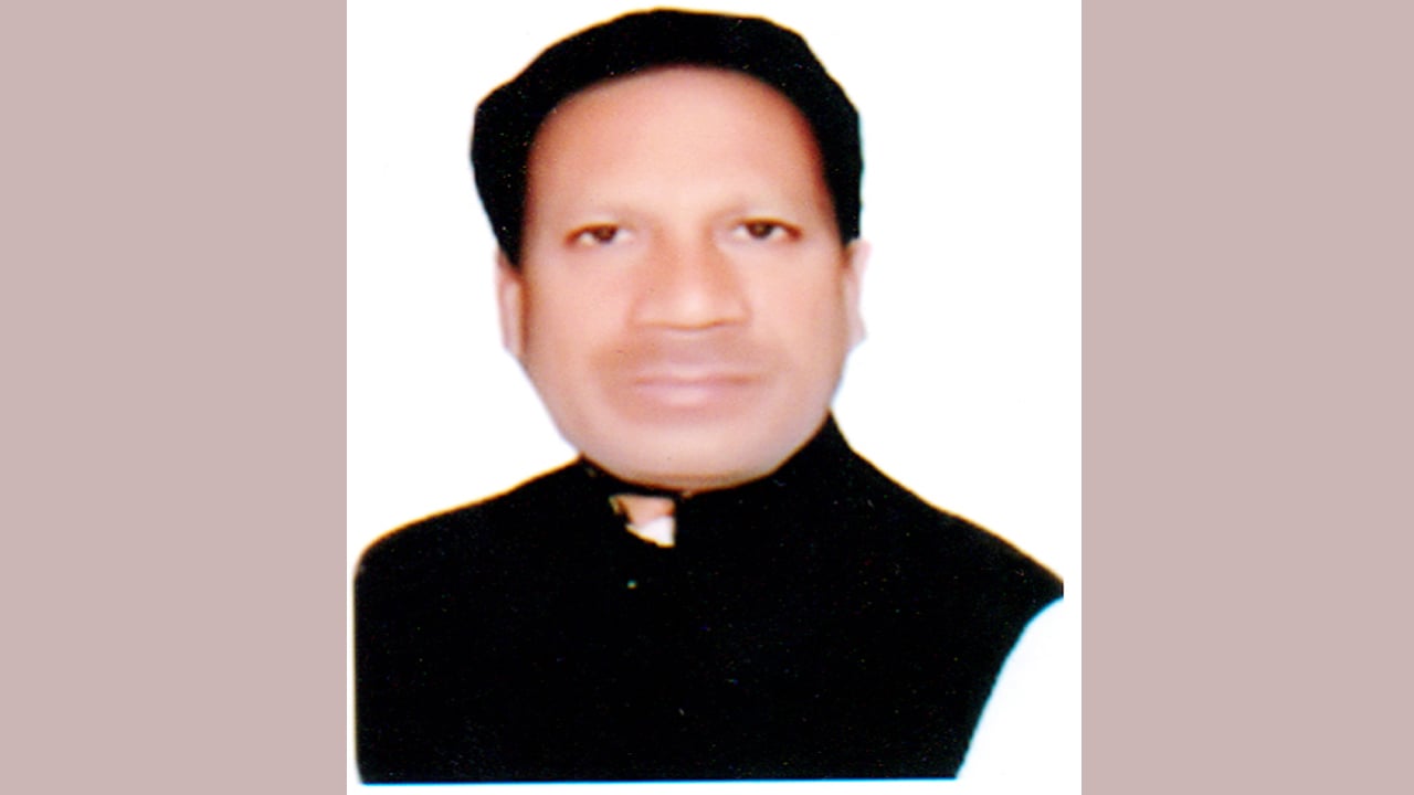 পুলিশের উপর হামলা, হাতকড়া পড়া আসামিকে ছিনিয়ে নিলেন আ.লীগ কর্মীরা