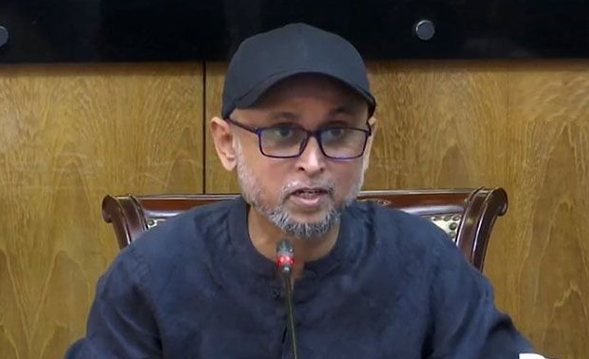 গণমাধ্যমে বিভ্রান্তির অভিযোগ সংস্কৃতি উপদেষ্টার