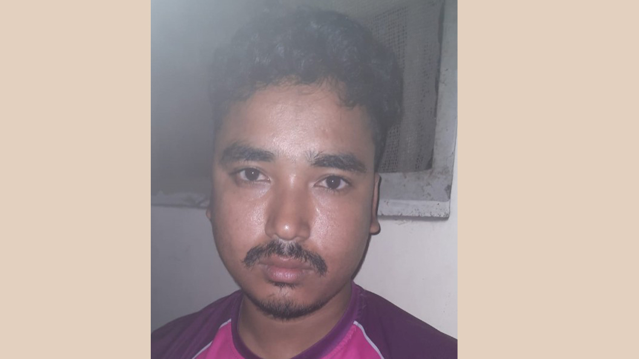 নীলফামারীতে মাদ্রাসাছাত্রীকে কুপিয়ে জখম, বখাটে গ্রেপ্তার