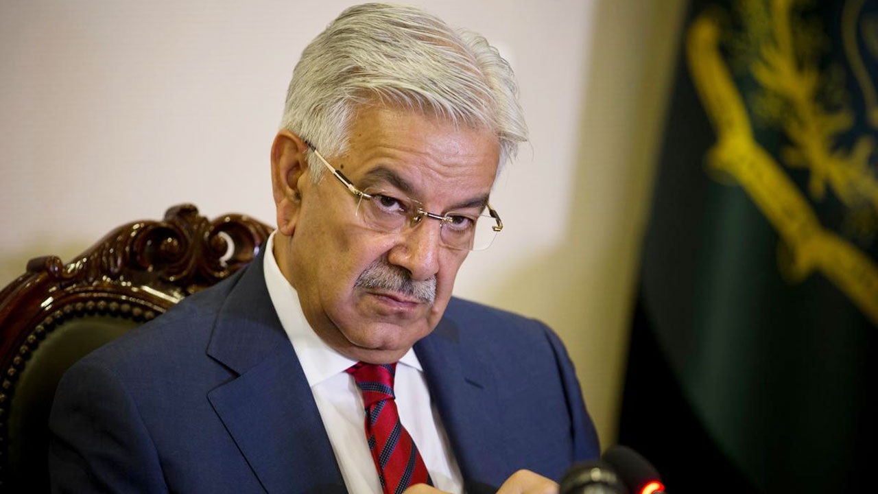 ২-৩ দিনের মধ্যে যুদ্ধ শুরু হতে পারে: পাক প্রতিরক্ষামন্ত্রী