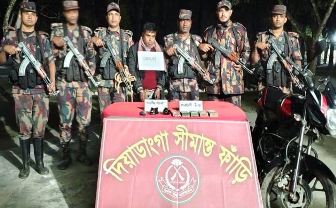 ভূরুঙ্গামারী সীমান্তে ১৯২৫ পিস ইয়াবাসহ আটক ১